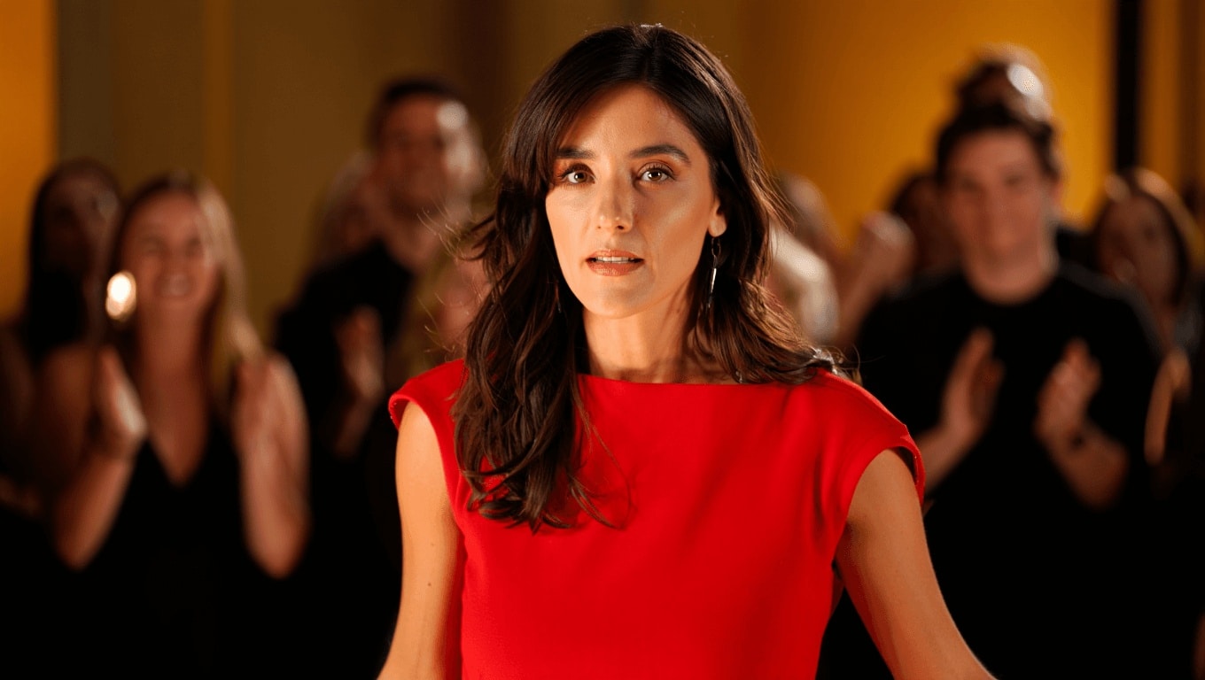 Dopo un anno di stop, Angelina Mango riaccende il palco con Olly: il ritorno a sorpresa