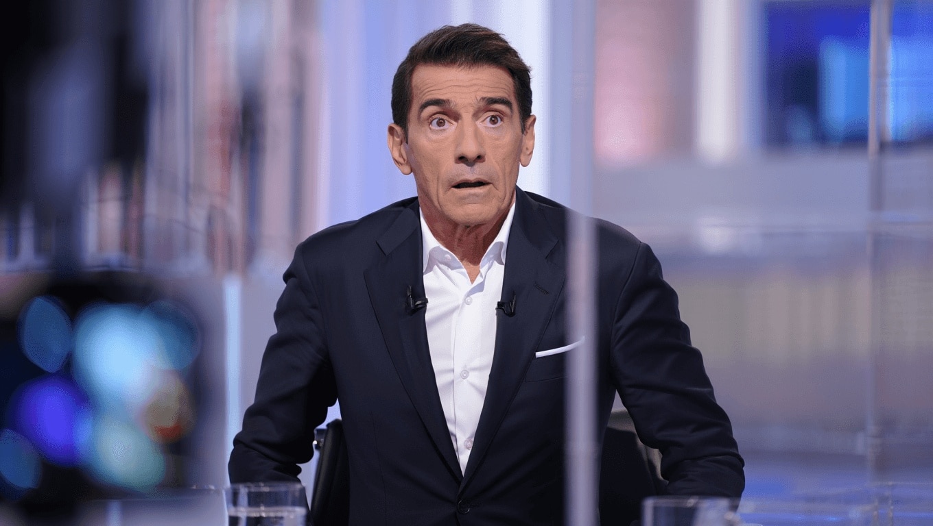 Striscia La Notizia, clamoroso colpo di scena: "Silurato dopo 17 anni"