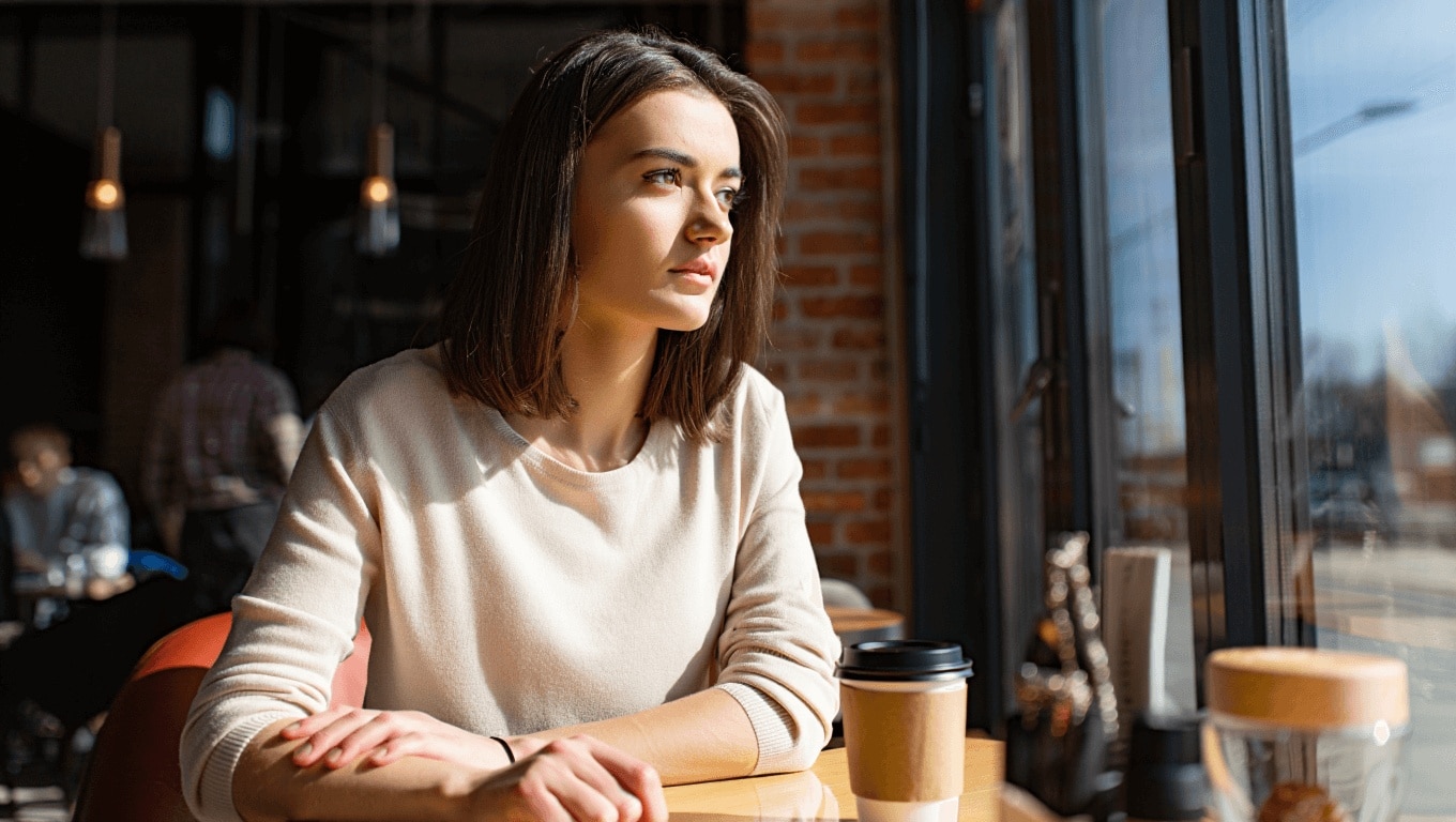 Società         
      Secondo una ricerca dell’università di Cambridge l’adolescenza non finisce a 18 anni ma dura fino ai 30 e oltre      
        Secondo nuove analisi neuroscientifiche, la piena maturità cerebrale degli adulti arriva molto dopo la maggiore età.