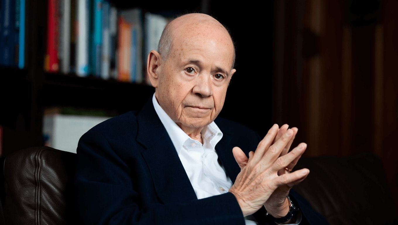 Società         
      Si è scoperto che Oliver Sacks “ritoccò” alcuni casi clinici per rendere i suoi libri più appassionanti e comprensibili      
        Un'inchiesta del New Yorker ha rivelato diverse aggiunte e modifiche fatte da Sacks ai veri casi clinici finiti poi nei suoi libri.