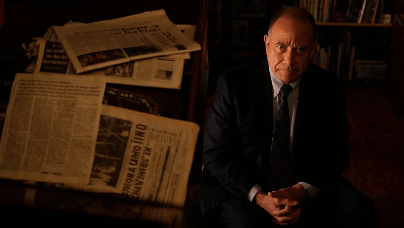 Società         
      Nonostante diversi media parlino già di omicidio e accusino il figlio Nick, della morte di Rob Reiner e di sua moglie Michelle non si sa ancora quasi nulla      
        La polizia di Los Angeles ha confermato solo il ritrovamento dei cadaveri e l'inizio di un'indagine che contempla anche la «possibilità di omicidio».