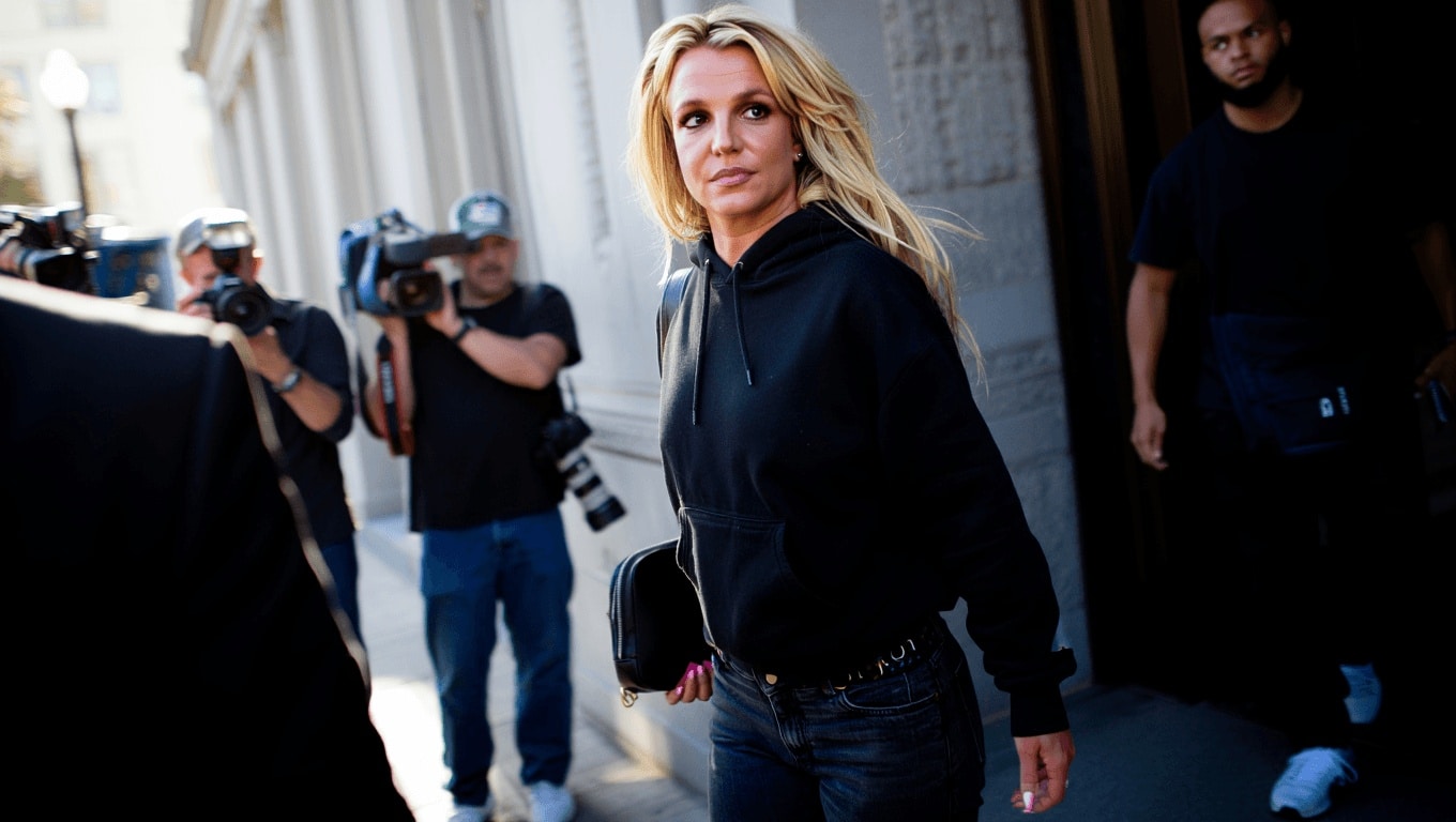 Britney Spears arrestata e poi rilasciata in California: la difesa dell’ex marito e le parole del manager
