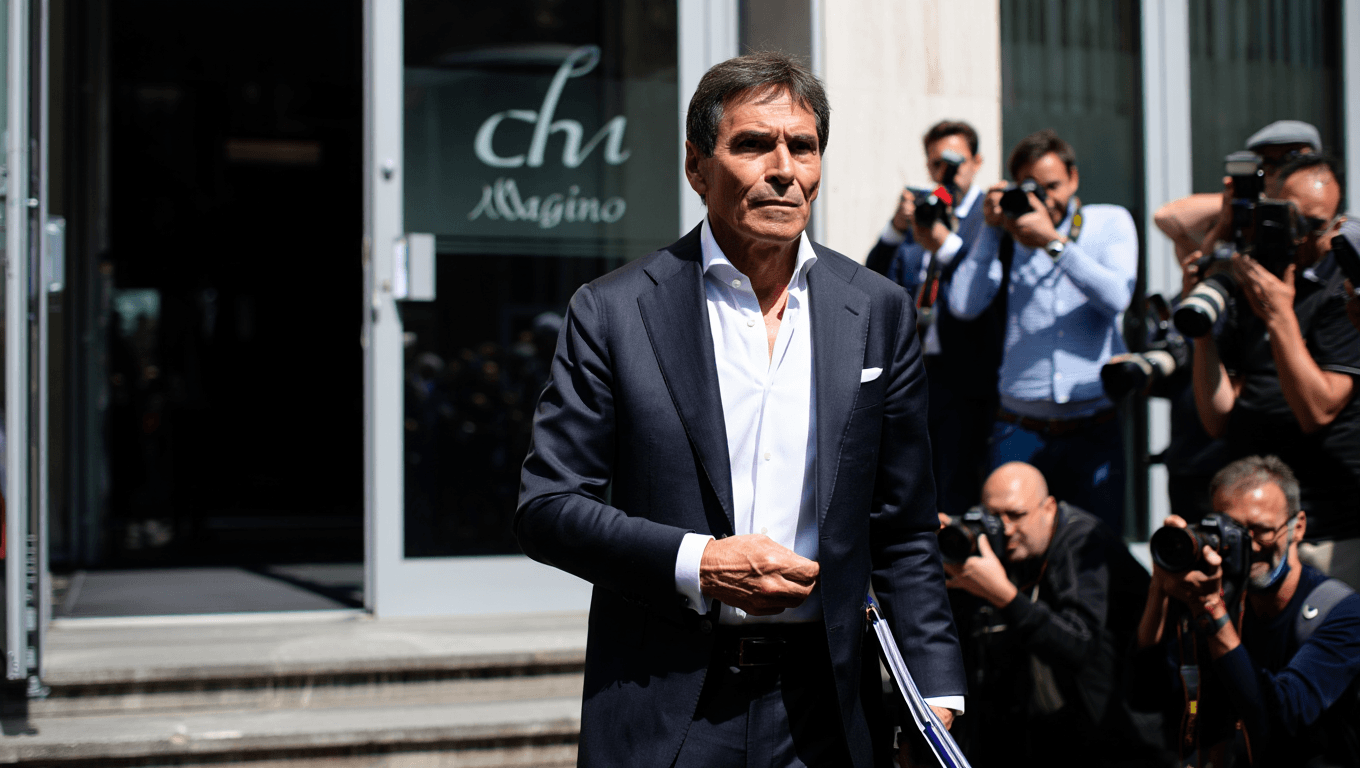 Alfonso Signorini lascia ‘Chi’: la decisione è legata a Fabrizio Corona? L'annuncio