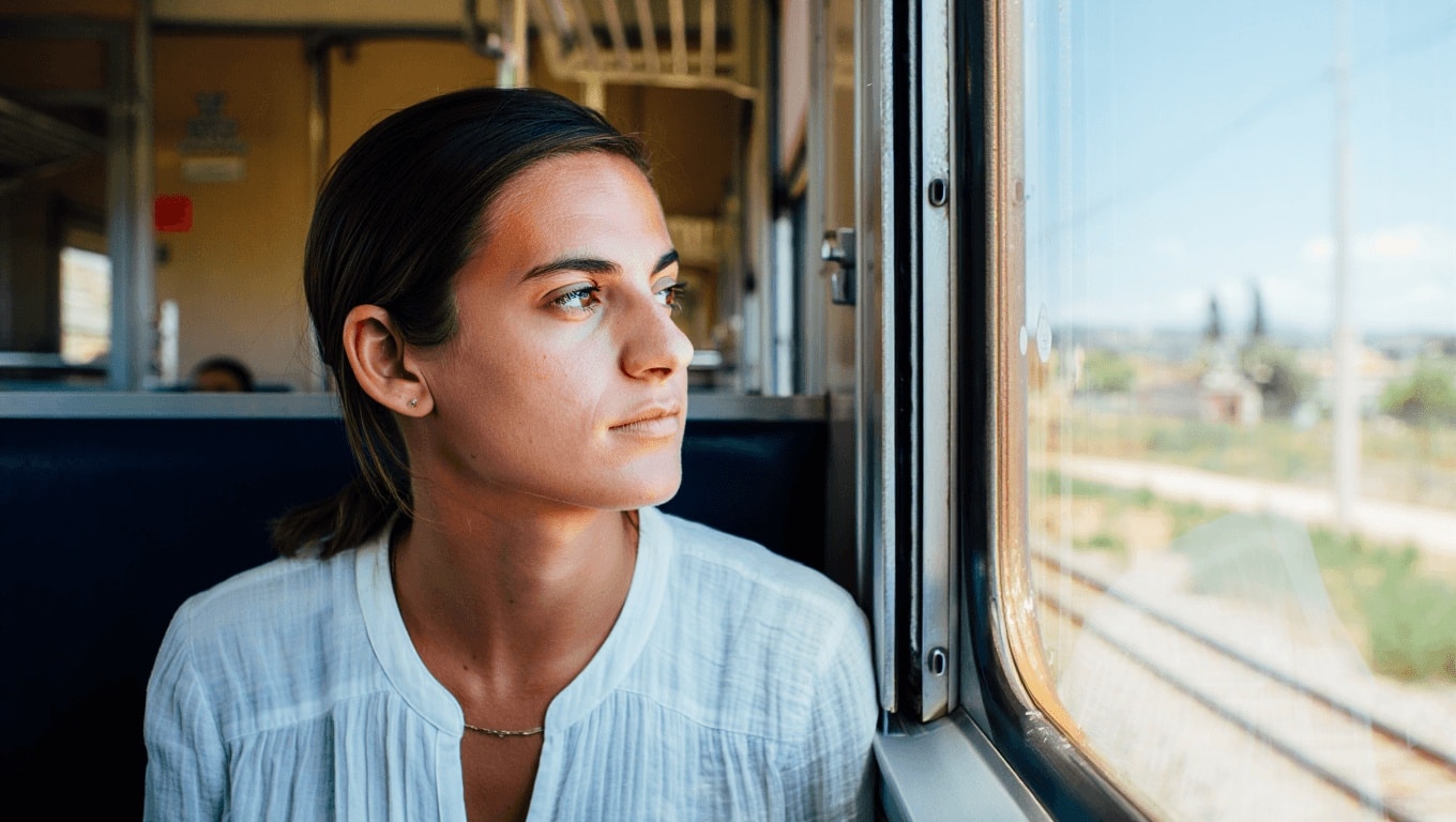 «Ti vedo ingrassata, ma sei incinta?», Giorgia Soleri e la risposta in treno sull’endometriosi: «Non voglio essere bella, ma creduta e curata» – Il video