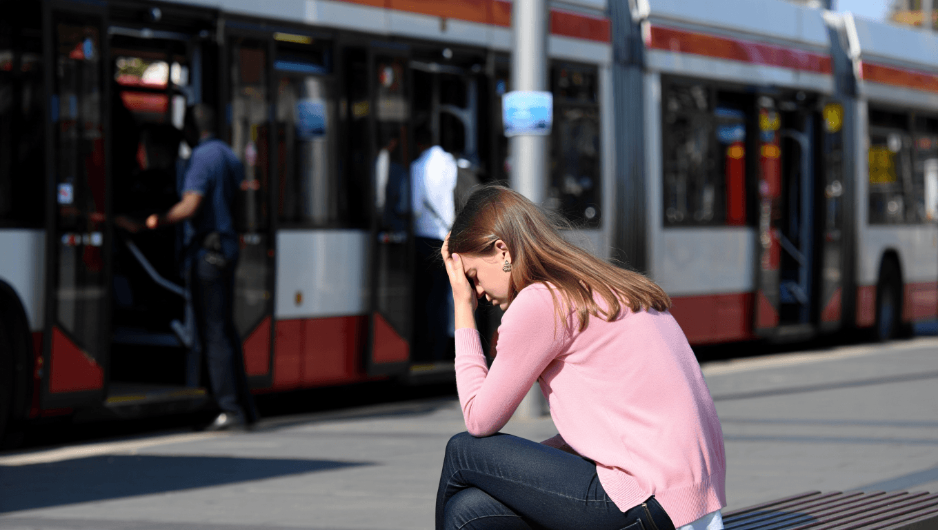 Società         
      La Francia è diventato il primo Paese al mondo ad approvare l’uso della ketamina per curare le crisi suicidarie      
        L'Agence nationale de sécurité du médicament et des produits de santé ha datto la sua approvazione ufficiale: è la prima agenzia del farmaco al mondo a farlo.