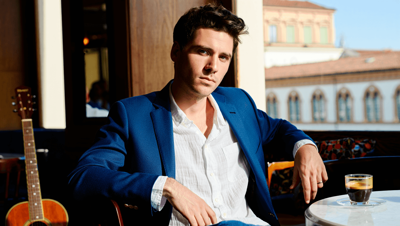 Jack Savoretti: «Mio figlio tifa Genoa. Dalla musica alla tv, c’è tanta Italia a casa nostra». L’intervista