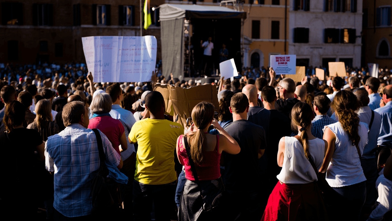 Società         
      A Roma e Firenze si terranno i raduni dei gratuitisti, “allievi” di Mark Fisher che vogliono la settimana lavorativa di 24 ore, salario minimo di 1560 € e reddito di base universale      
        Rispettivamente il 12 e il 13 giugno, due incontri a base di un po' meme, un po' di politica e un po' di filosofia per immaginare un mondo postlavorista.