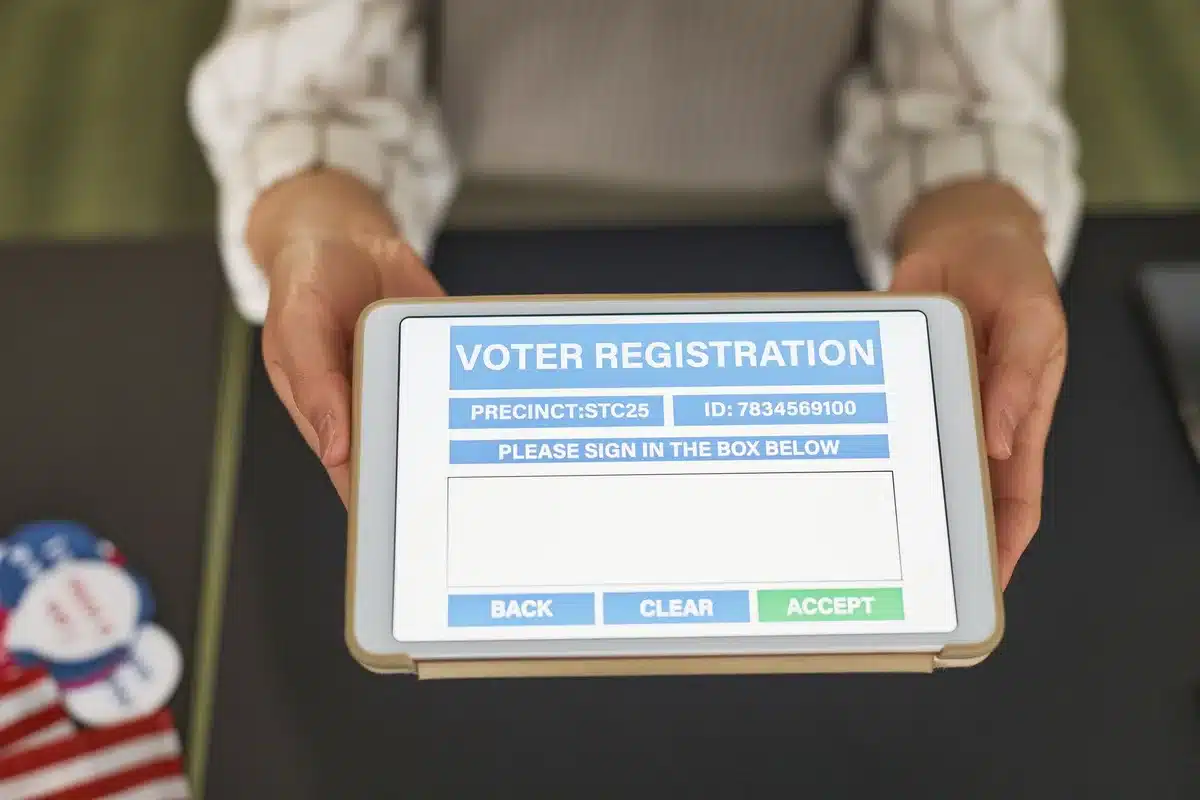 Schermata di una piattaforma digitale di registrazione con moduli compilabili