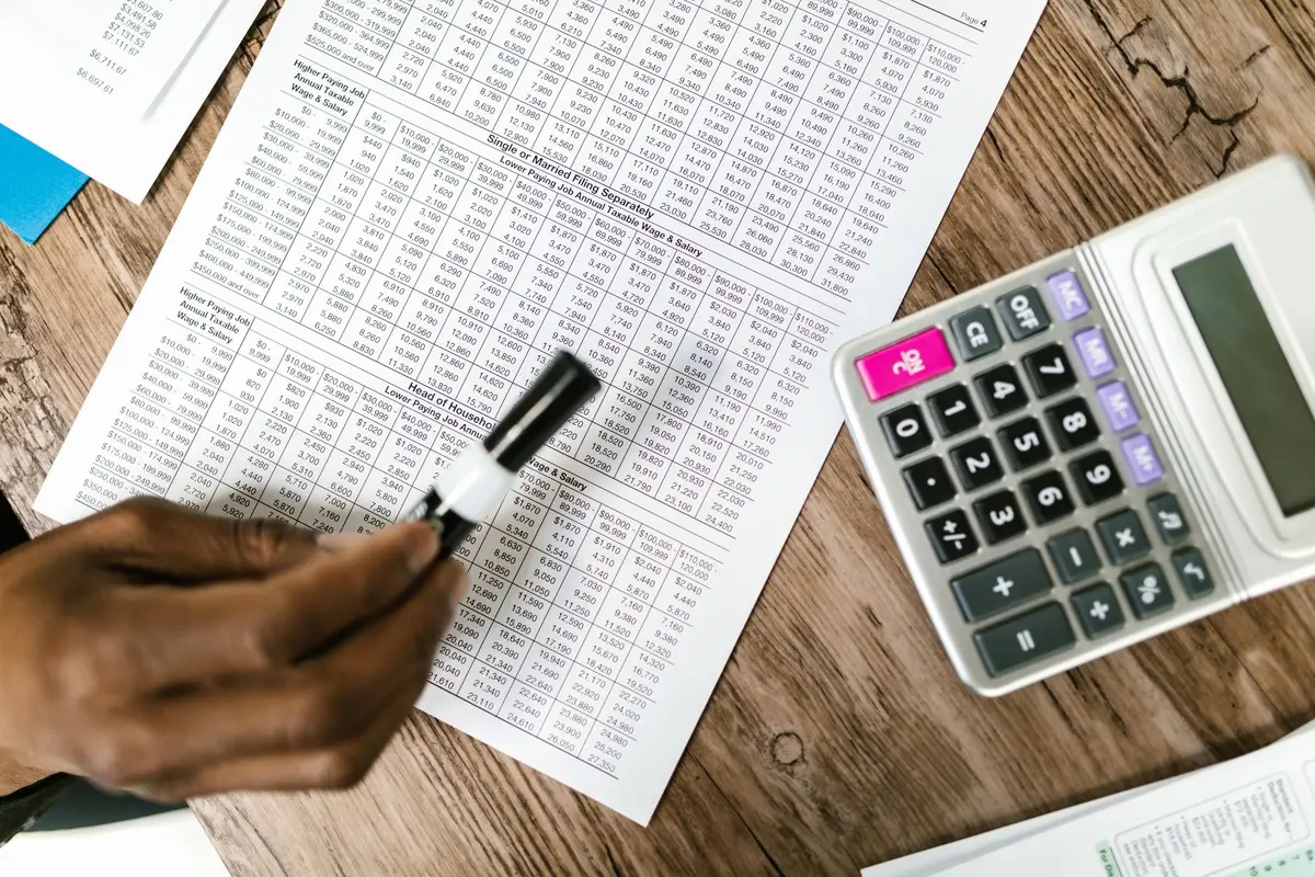 Foglio di calcolo con importi e somme per determinare la quota imponibile