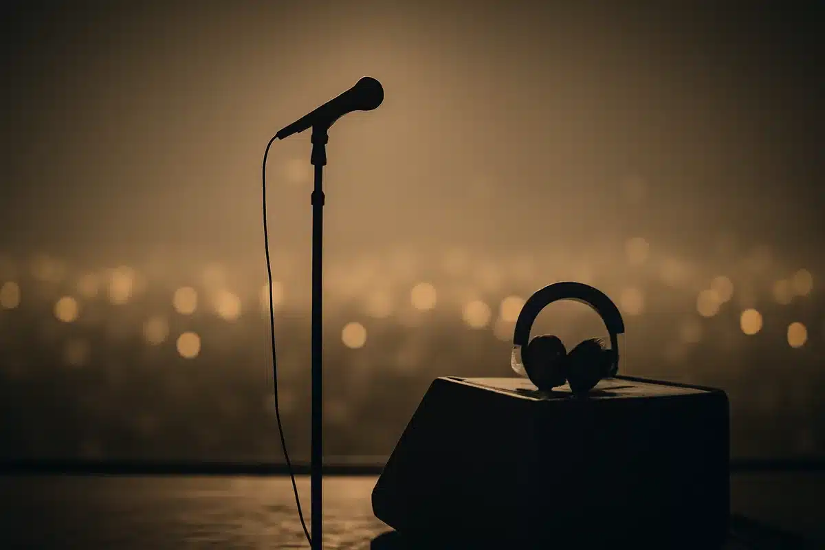 Caparezza si preoccupa della sua salute durante l'ultimo concerto, chiedendo di essere lasciato andare.